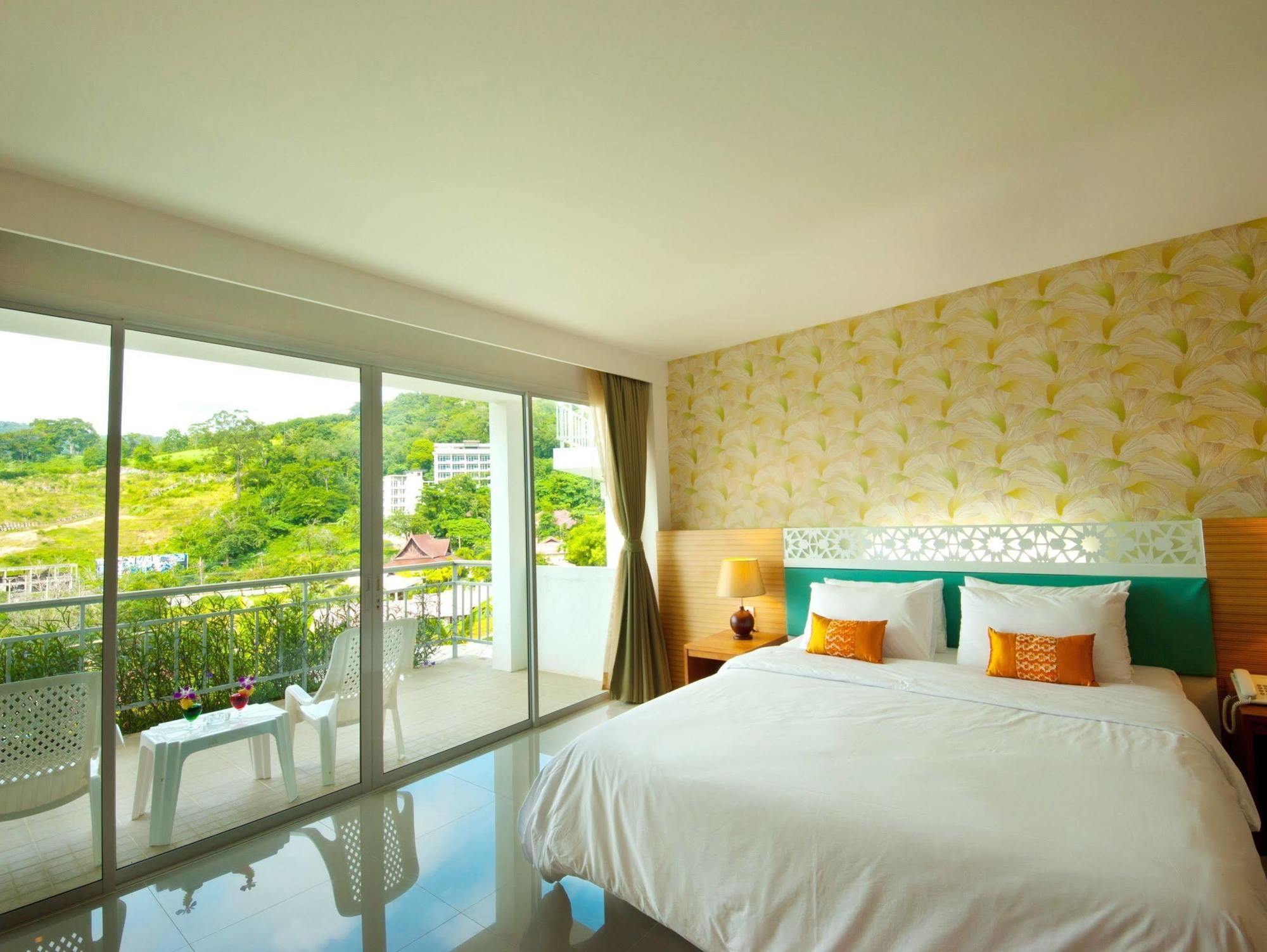 Ps Hill Resort Phuket Patong - Sha Plus Extérieur photo